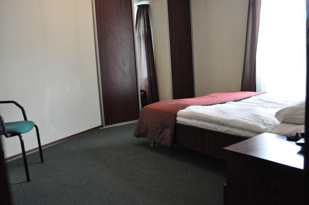 Hotel Albatross Рига Экстерьер фото