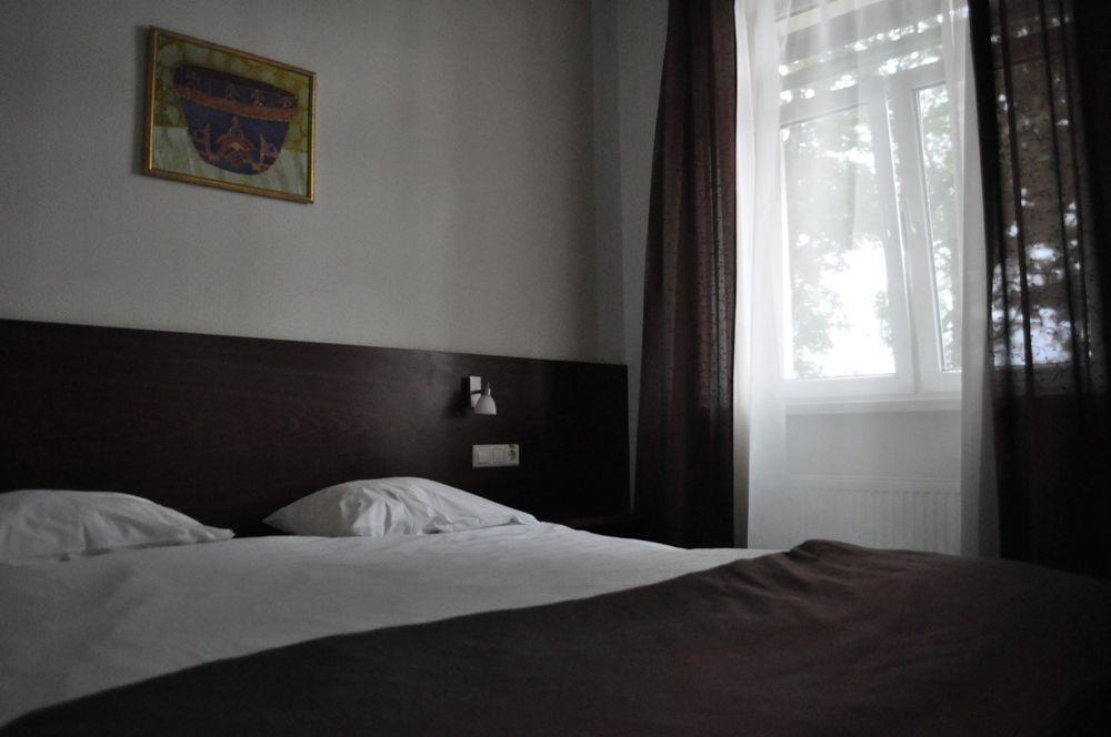 Hotel Albatross Рига Экстерьер фото